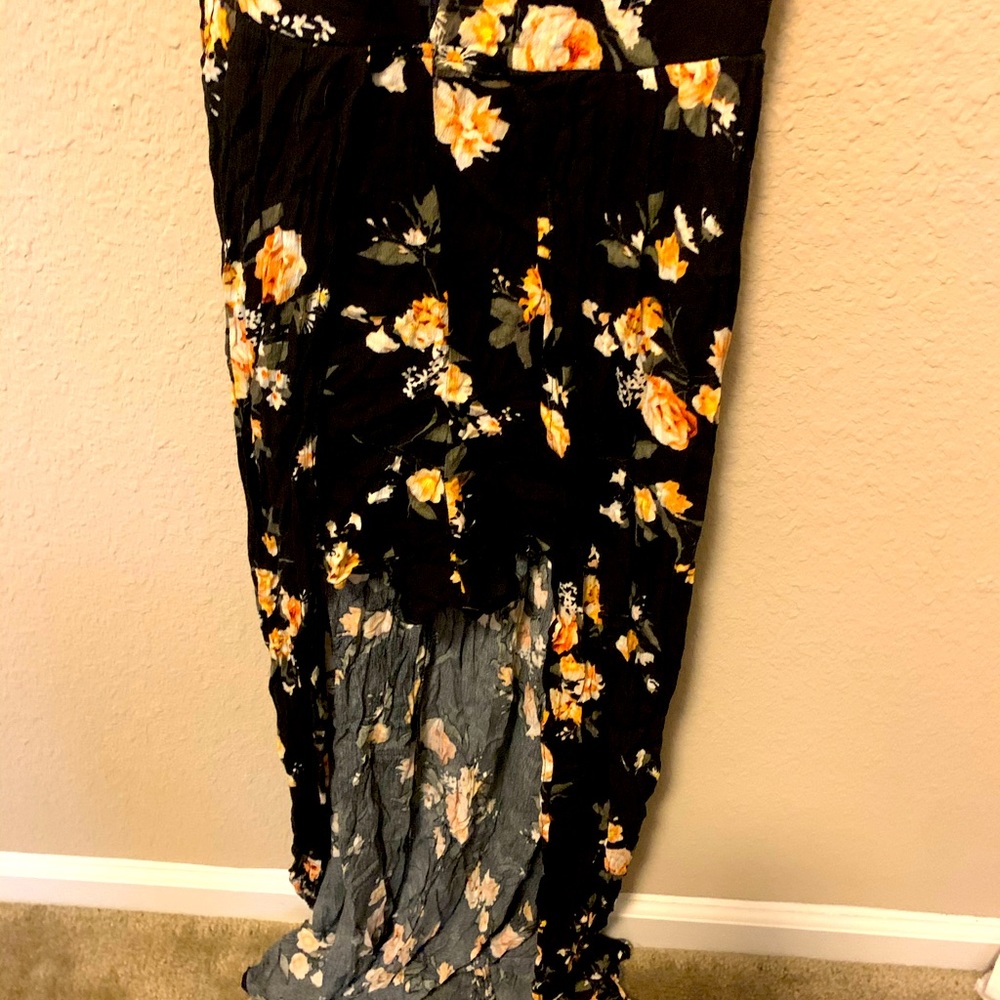 Dress - Picture 3 of 4